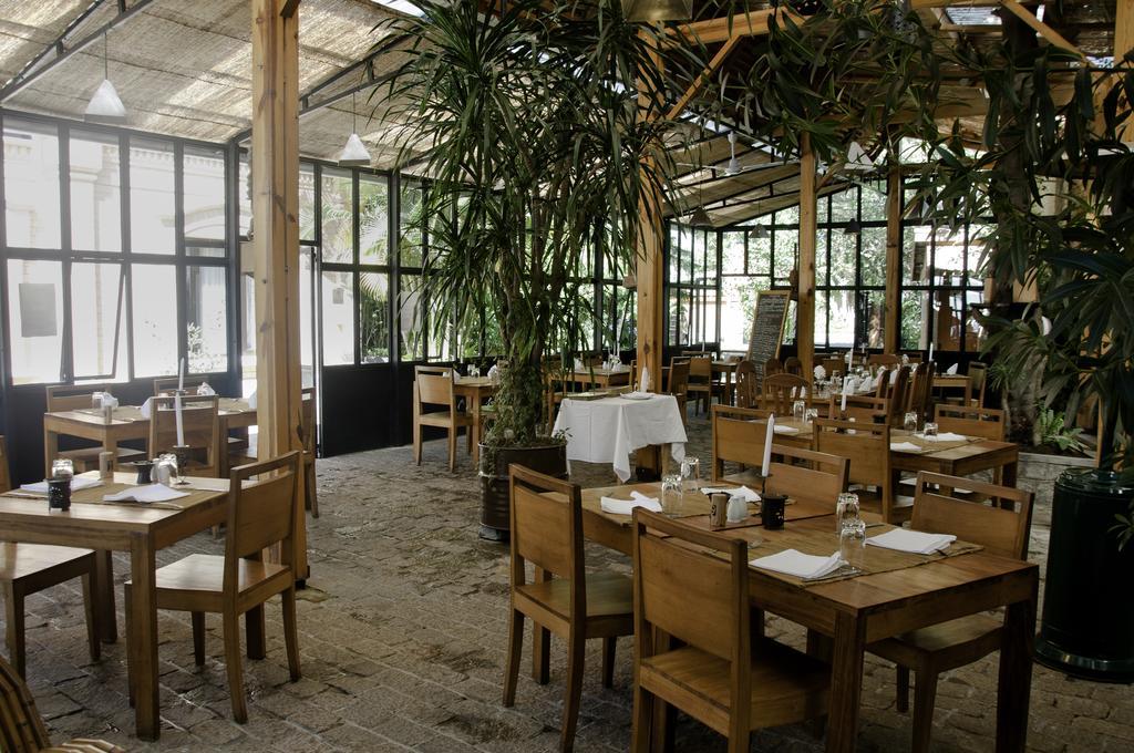Hotel Restaurant Le Combava Antananarivo Dış mekan fotoğraf