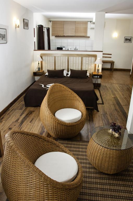 Hotel Restaurant Le Combava Antananarivo Oda fotoğraf