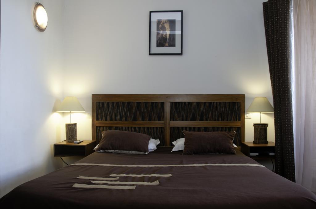 Hotel Restaurant Le Combava Antananarivo Oda fotoğraf