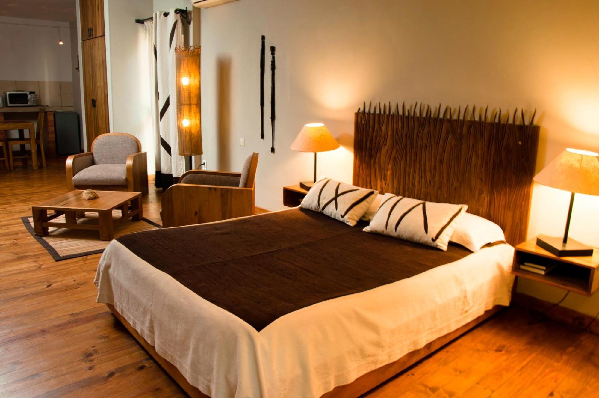 Hotel Restaurant Le Combava Antananarivo Dış mekan fotoğraf