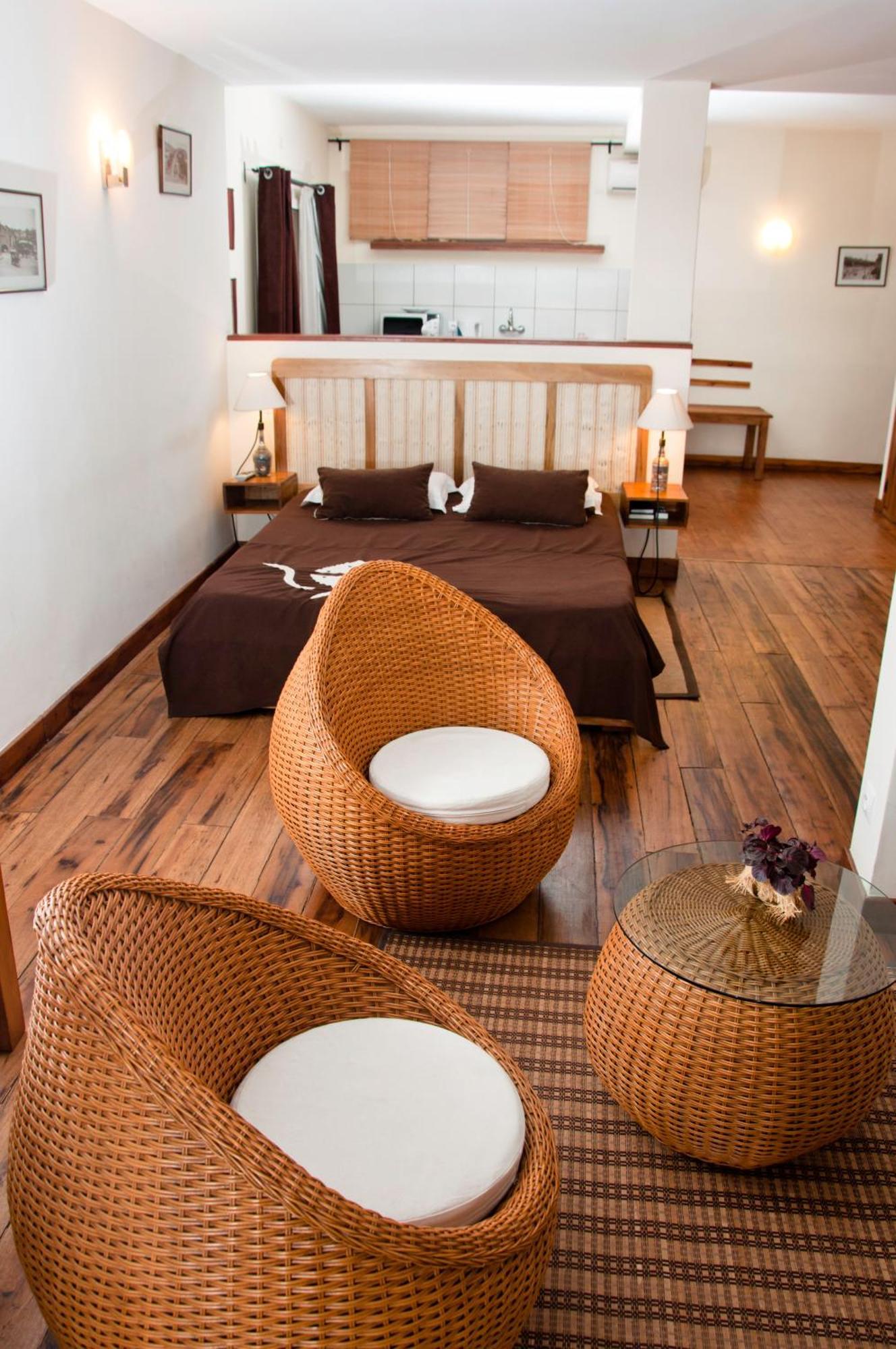 Hotel Restaurant Le Combava Antananarivo Dış mekan fotoğraf